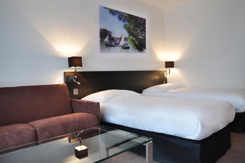 Golden Tulip Pornic Suites- Appart Hotel Bagian luar foto
