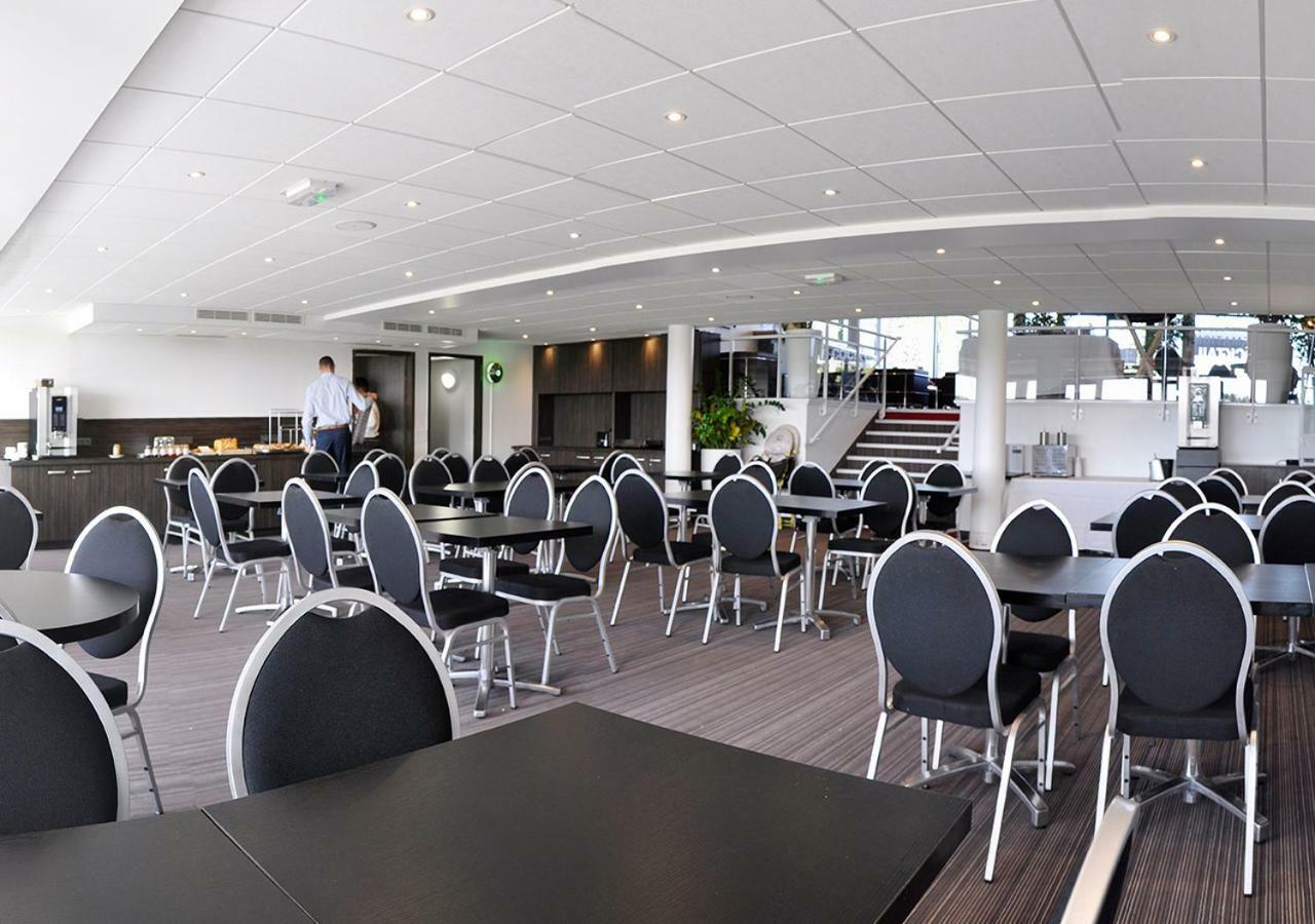 Golden Tulip Pornic Suites- Appart Hotel Bagian luar foto