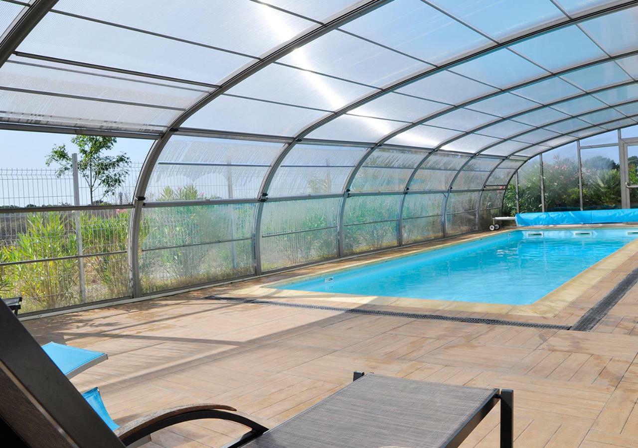 Golden Tulip Pornic Suites- Appart Hotel Bagian luar foto