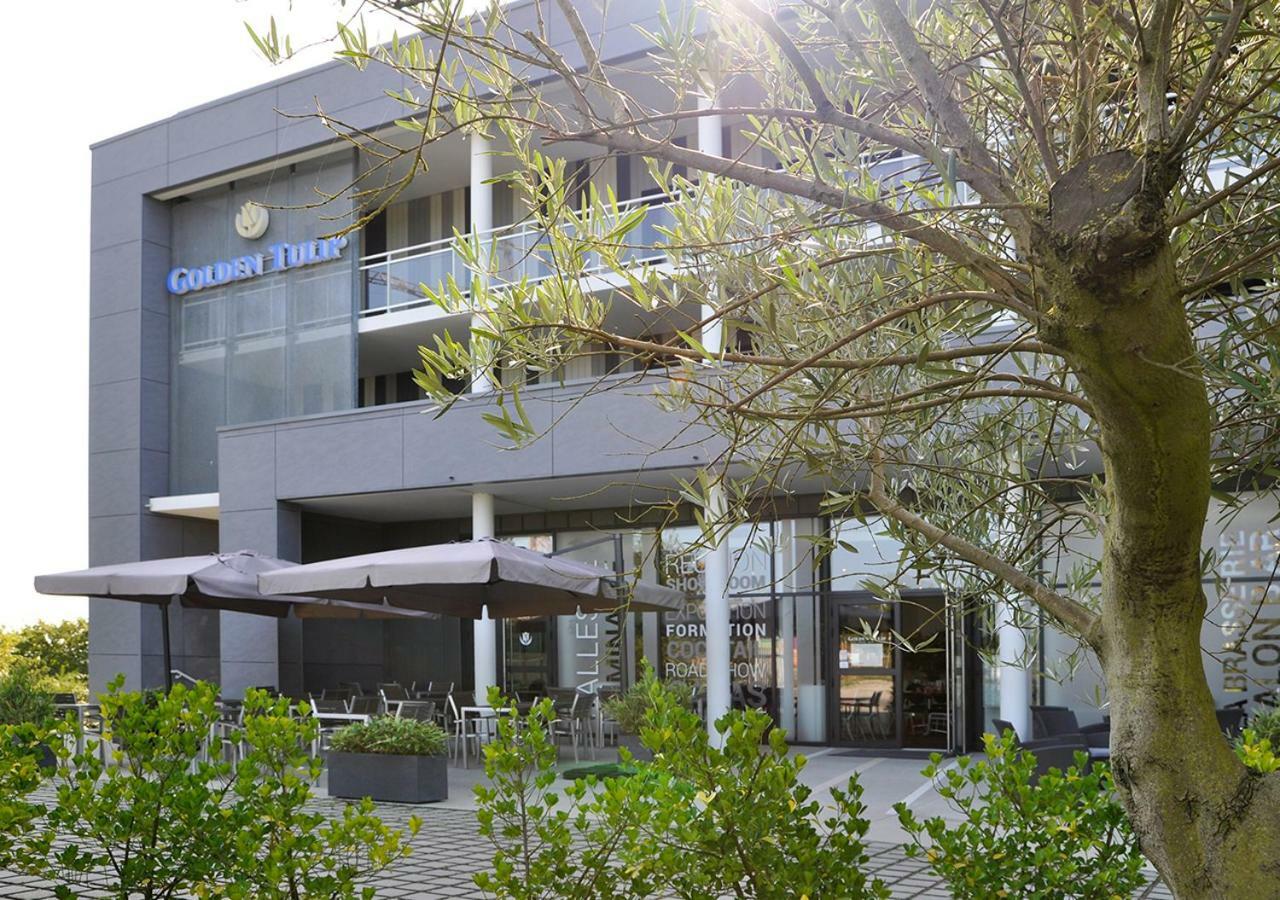 Golden Tulip Pornic Suites- Appart Hotel Bagian luar foto
